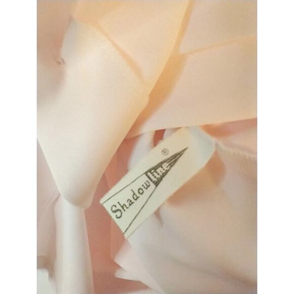 Women’s ShadowLine 2-Piece Nylon Pajama Set Light Pink Size 34 Short Sleeve - Picture 8 of 9